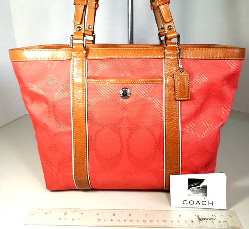 Coach voyager large - coach,